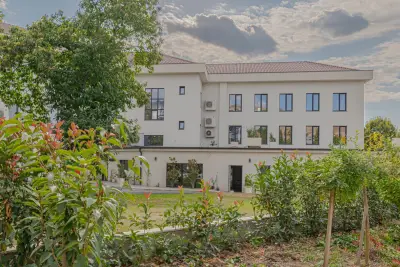 Hotel Osetia Garden
