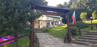 Хижа "Бузлуджа"-стара