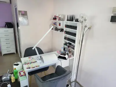 Eli Nails Art