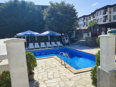 Хотел Лагуна