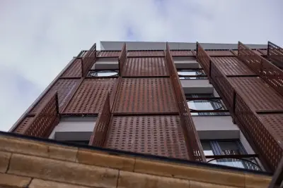 Bizarre Boutique Hotel