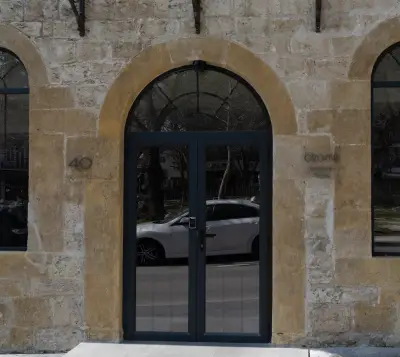 Bizarre Boutique Hotel