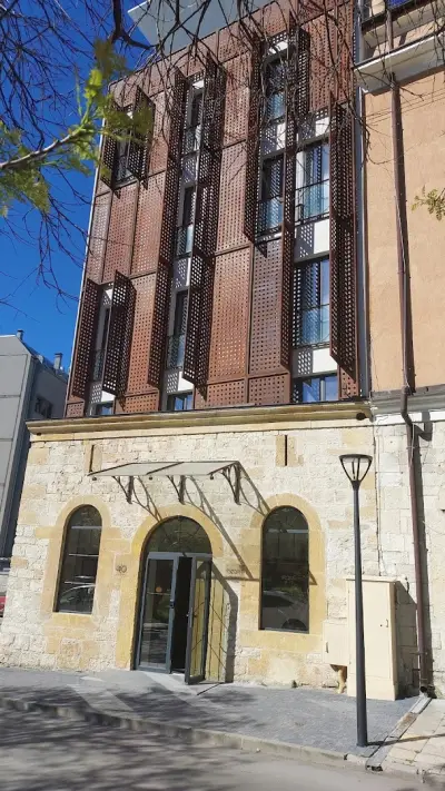 Bizarre Boutique Hotel