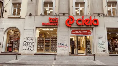 КНИЖАРНИЦА CIELA - Граф Игнатиев 18