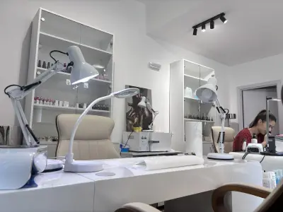 JOIE Nail Boutique studio