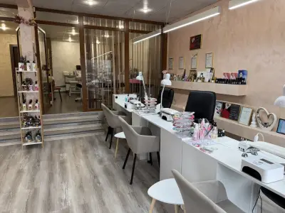 MYSI NAILS - Салон за красота