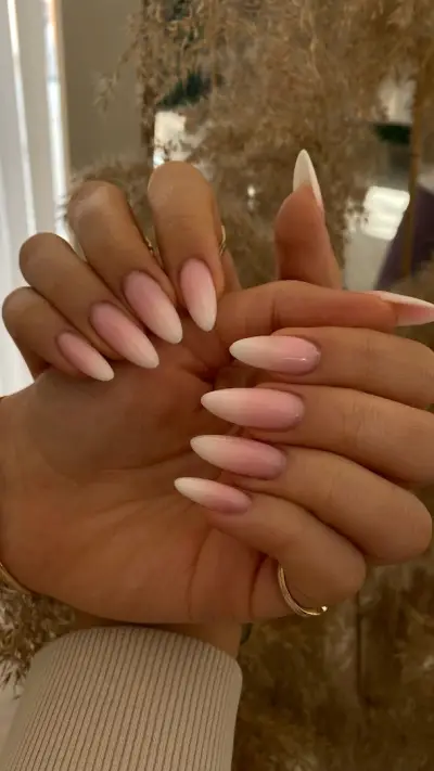Mocka nails