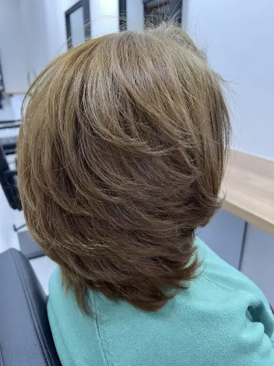 Es Hair Makeup