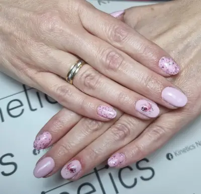 Подолог HH nails salon Терапевтичен педикюр