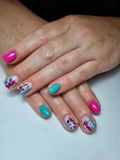 Подолог HH nails salon Терапевтичен педикюр