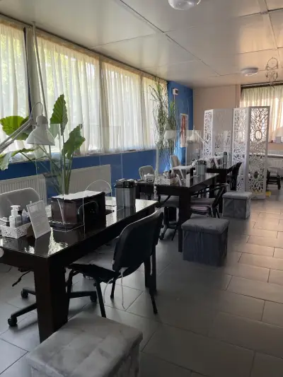 Студио за красота "Vittoria Fashion Studio"
