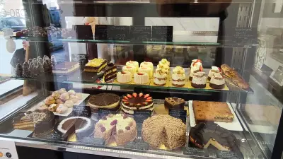 Cake's Town / Кейкс Таун/