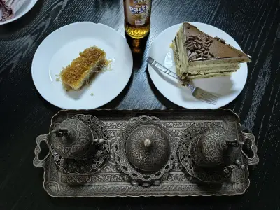Кафе-сладкарница "Менар"
