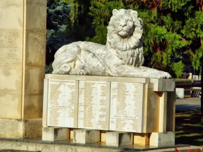 Паметник на загиналите за България във войните.