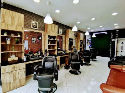 M Z BARBER SHOP
