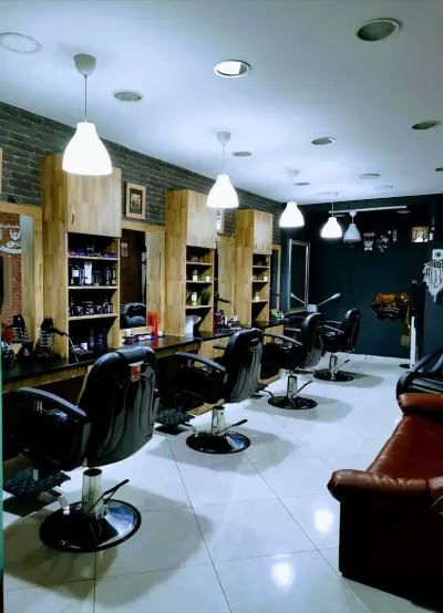 M Z BARBER SHOP