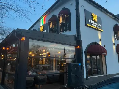 PREMIUM Hotel, Mediterranean Food & Mezze Bar