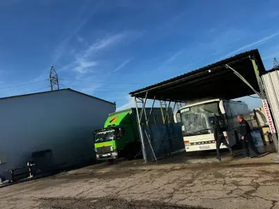 CAR & TIR WASH