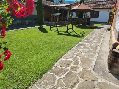 БАБИНАТА КЪЩА