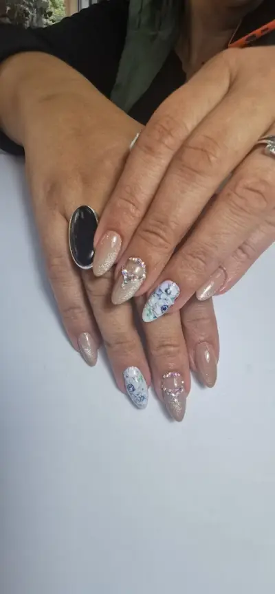 Beauty Studio Deny Nails Designer | Студио за маникюр и педикюр Троян