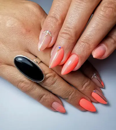 Beauty Studio Deny Nails Designer | Студио за маникюр и педикюр Троян