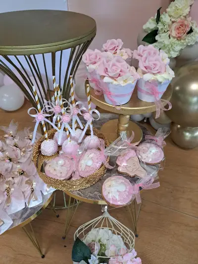 Sugar decoration