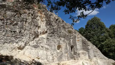 Глухите камъни
