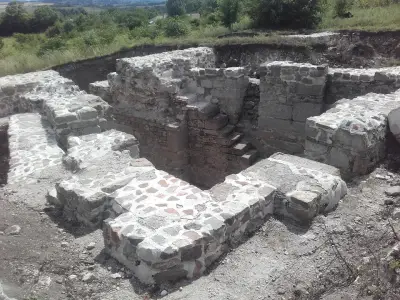 Археологическа База