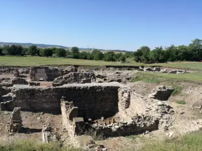 Археологическа База
