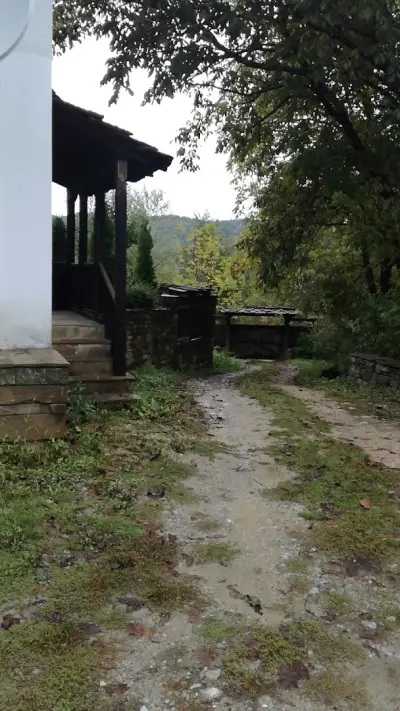 Къща Балканец