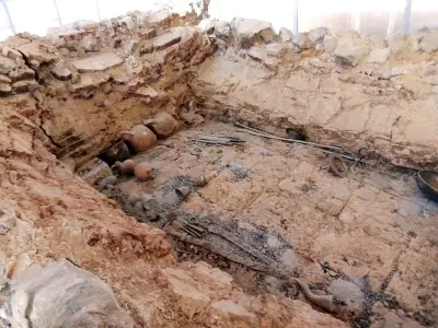 (Eastern Mound) Archaeological Complex / Източна могила - Караново