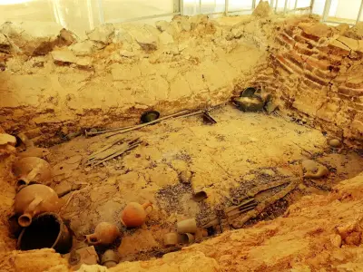 (Eastern Mound) Archaeological Complex / Източна могила - Караново