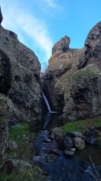 Водопад Кара ин(Водопад на Сътворението)