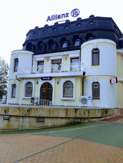 Алианц Банк България