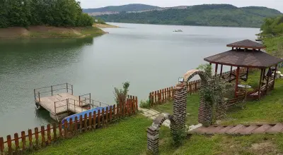 Kompleks Debelec