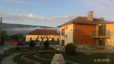 Вила моника