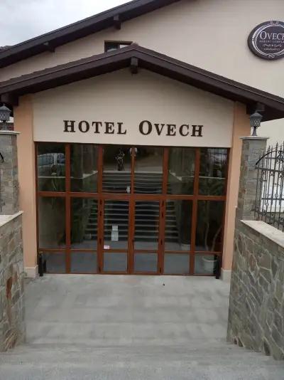 Ovech