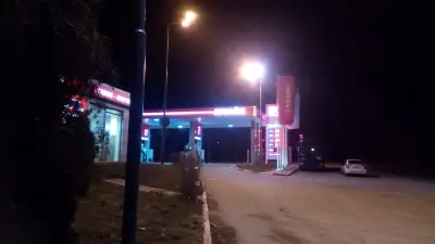 Бензинистанция "Лукойл", град Девня, област Варна