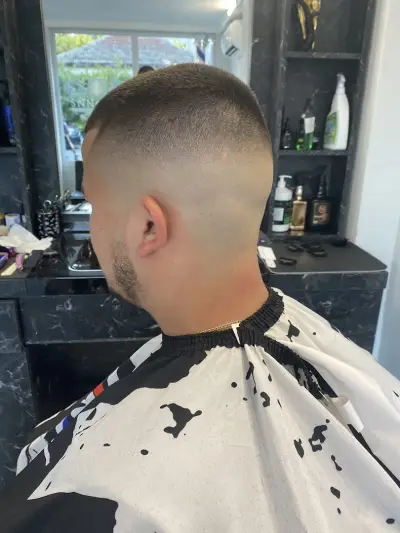 Snnake Barbershop-Царево