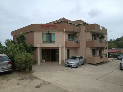Tangra Guest House