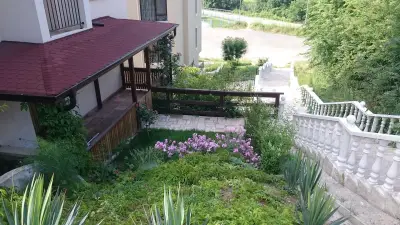 Апартаменти Рачеви