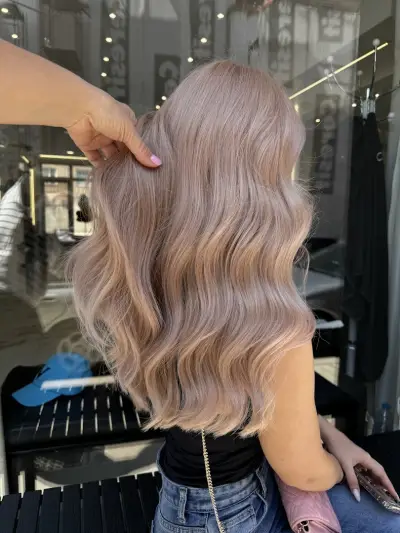 Salon Vela