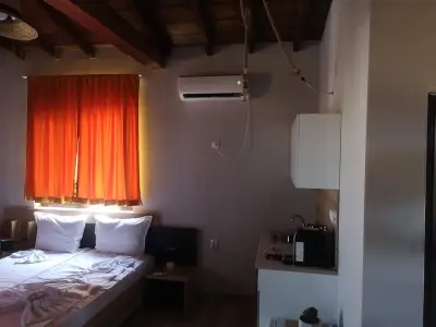 Studio 8 Arapya