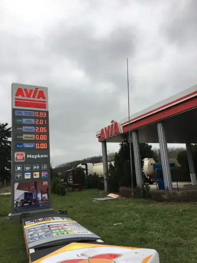 AVIA