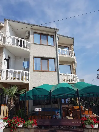Къща за Гости Орбита