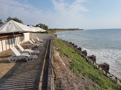 Хотелски комплекс "Яница"