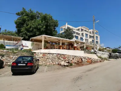 Вила Амбра