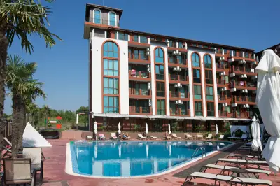 Chateau Del Marina Penthouses