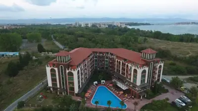 Chateau Del Marina Penthouses