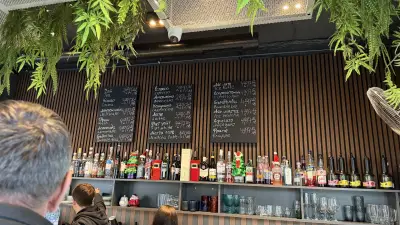 Cafe Mistral